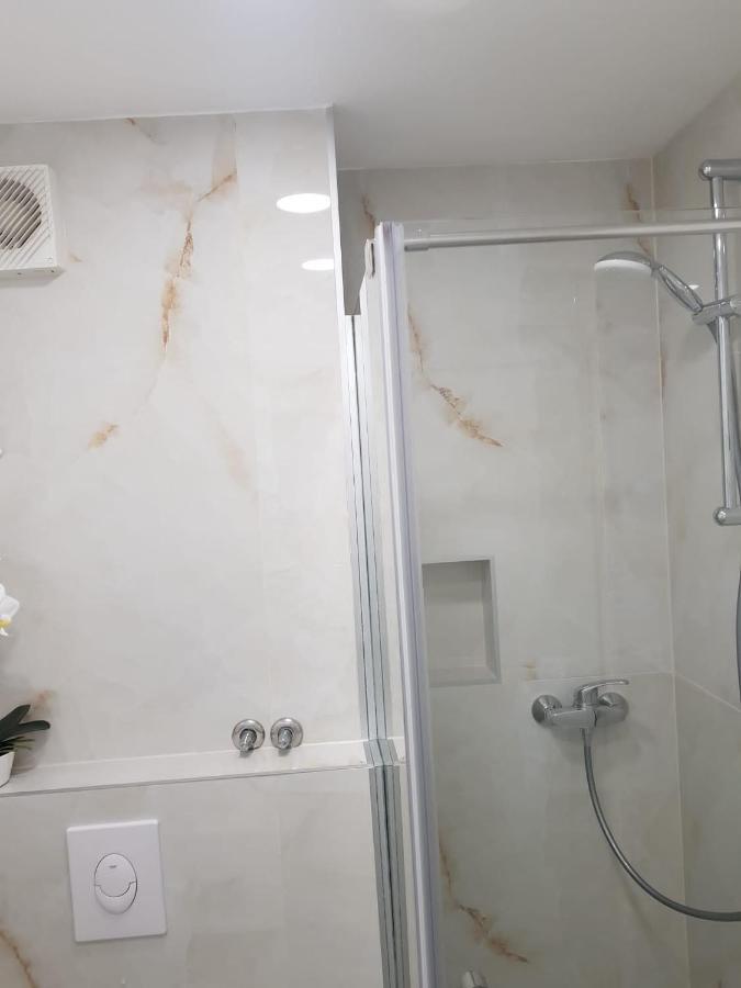 Apartment Miskovic Makarska Buitenkant foto