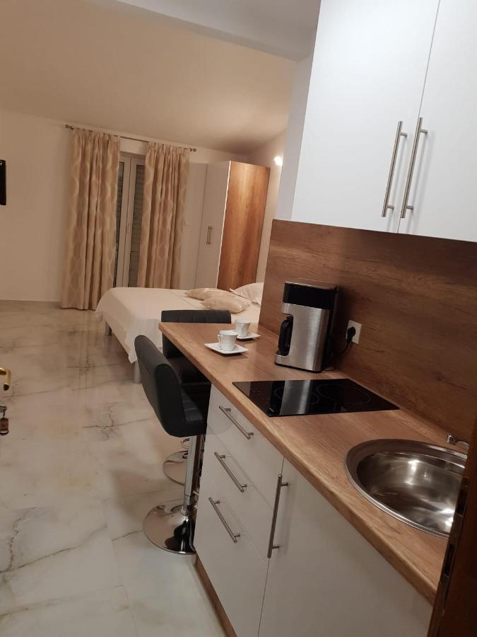 Apartment Miskovic Makarska Buitenkant foto