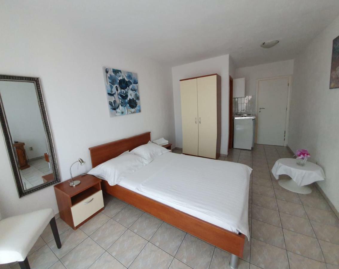 Apartment Miskovic Makarska Buitenkant foto