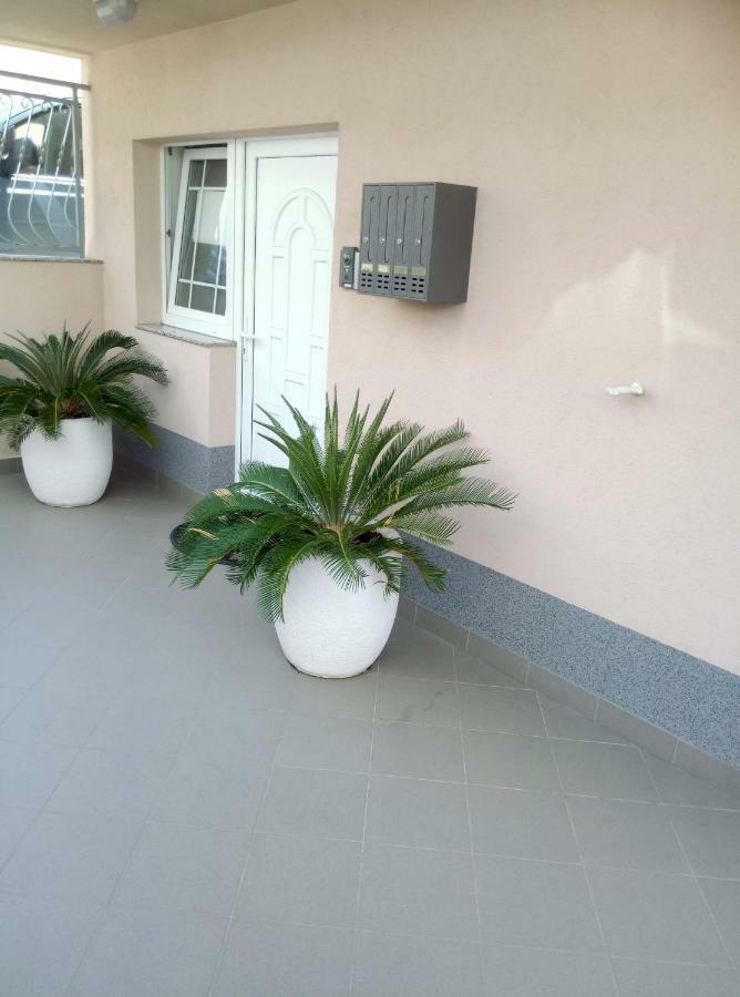 Apartment Miskovic Makarska Buitenkant foto